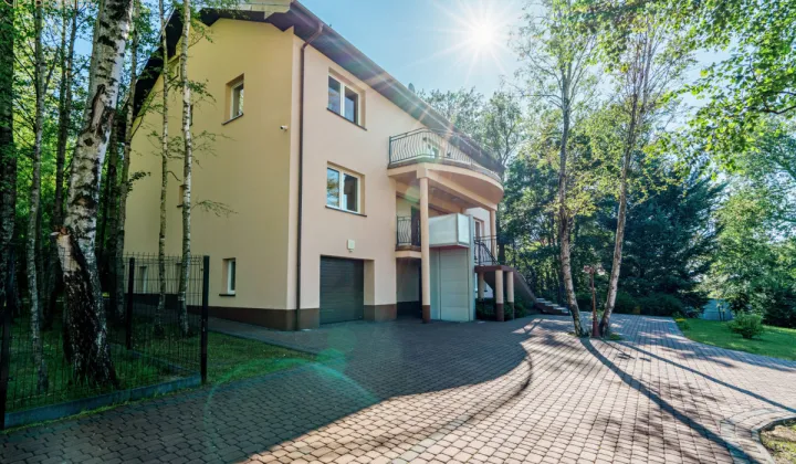 dom wolnostojący, 12 pokoi Jastrzębia Góra, ul. Kuracyjna