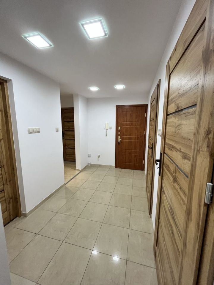 Mieszkanie 4-pokojowe Głogów. Zdjęcie 4