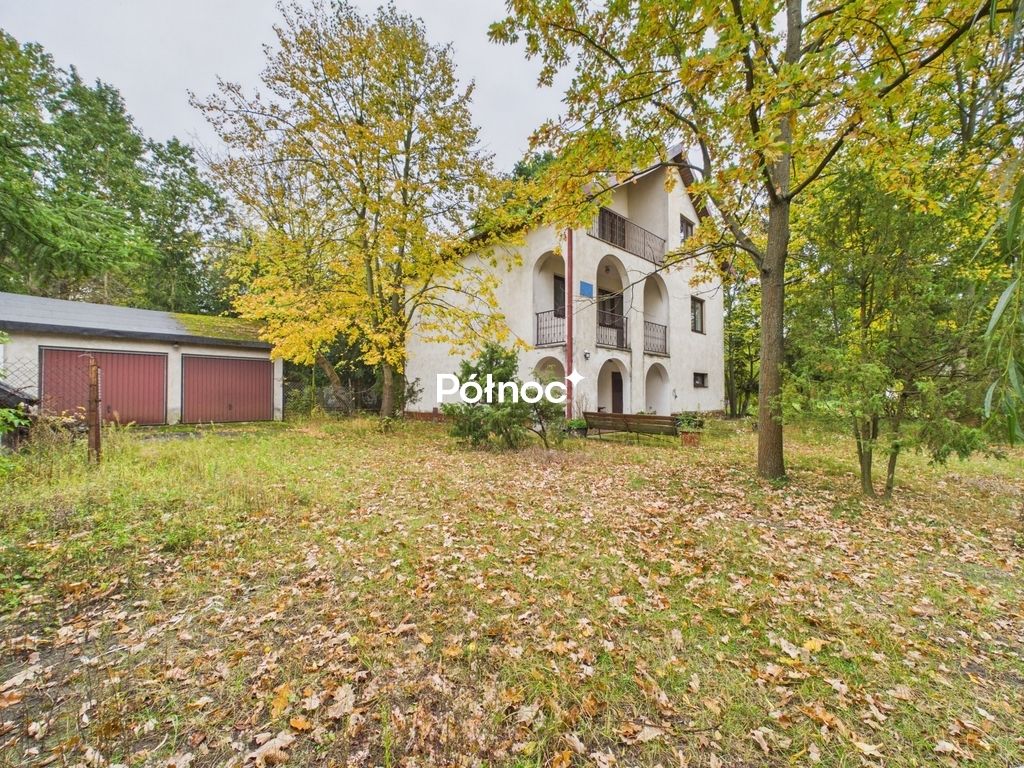 dom wolnostojący, 8 pokoi Zakręt. Zdjęcie 1