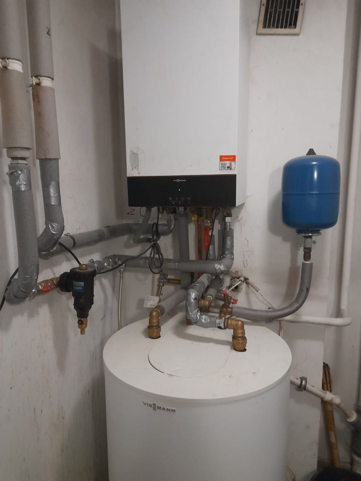 dom szeregowy, 7 pokoi Częstochowa Tysiąclecie, ul. Obrońców Poczty Gdańskiej. Zdjęcie 22