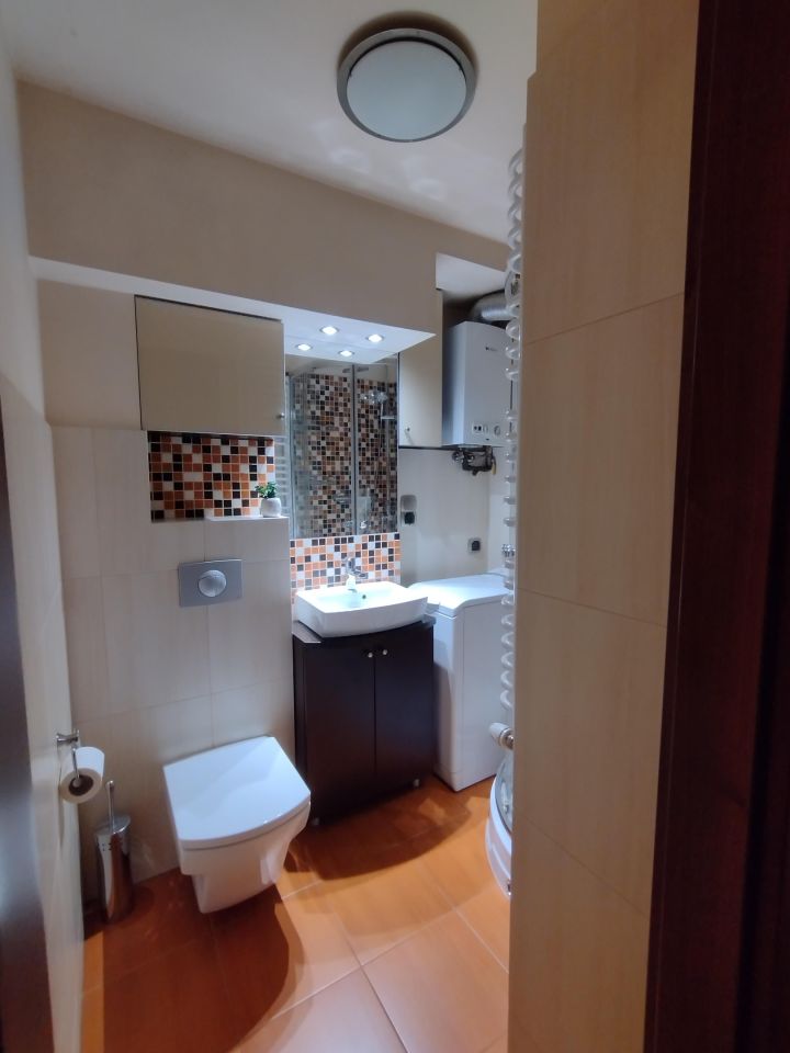 Mieszkanie 2-pokojowe Bielsko-Biała Śródmieście, ul. Wiktora Przybyły. Zdjęcie 14