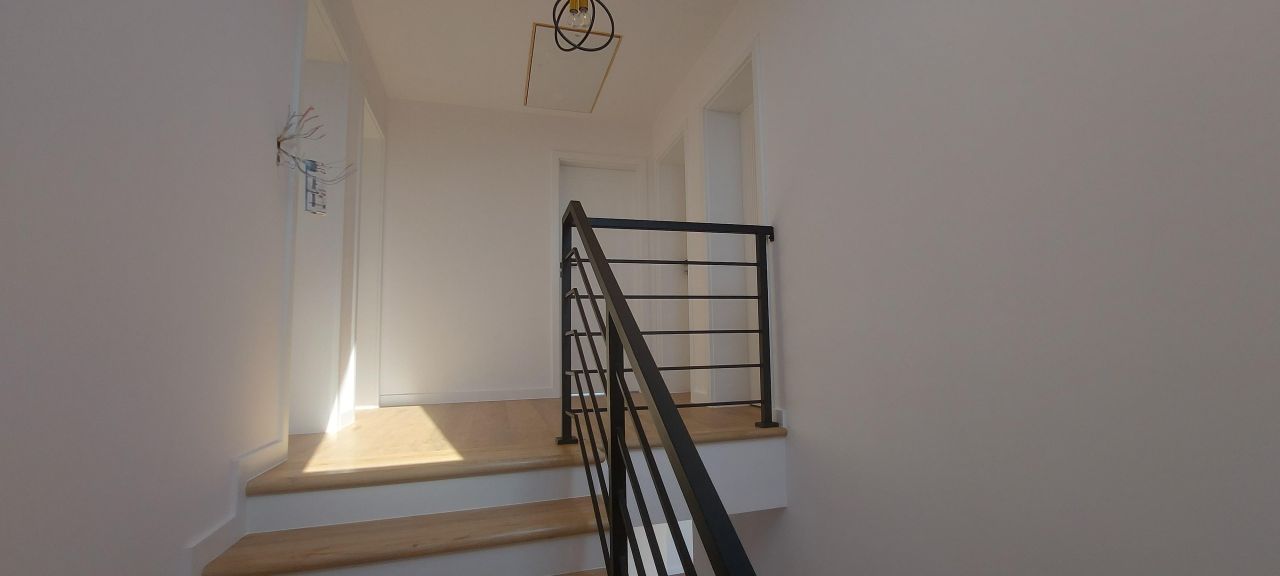 dom wolnostojący, 6 pokoi Marynin. Zdjęcie 18