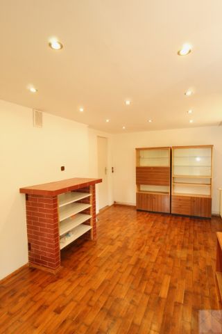 dom wolnostojący, 10 pokoi Łętownia. Zdjęcie 11