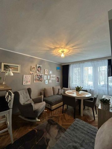 Mieszkanie 3-pokojowe Gdynia Witomino, PCK. Zdjęcie 1