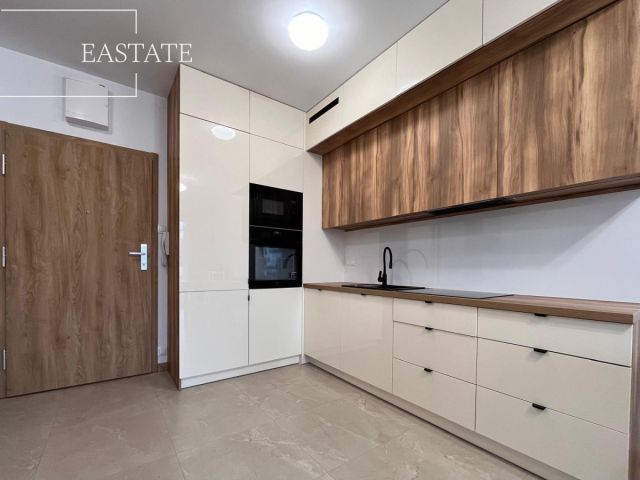 Mieszkanie 2-pokojowe Warszawa Włochy, ul. Łopuszańska. Zdjęcie 3