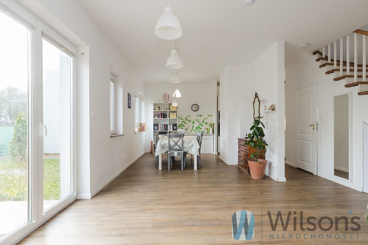 dom szeregowy, 4 pokoje Łomianki. Zdjęcie 2