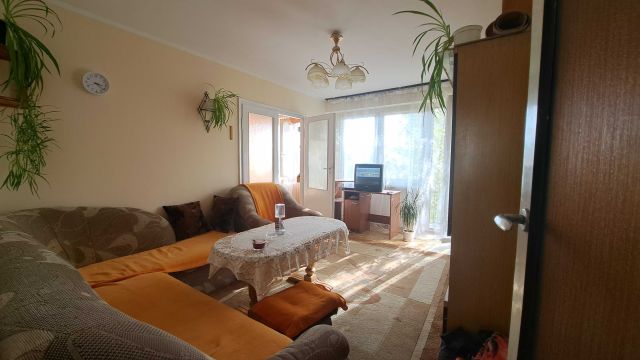 Mieszkanie 3-pokojowe Tomaszów Mazowiecki. Zdjęcie 1