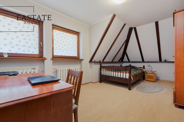 dom wolnostojący, 7 pokoi Rumia, ul. Hutnicza. Zdjęcie 16