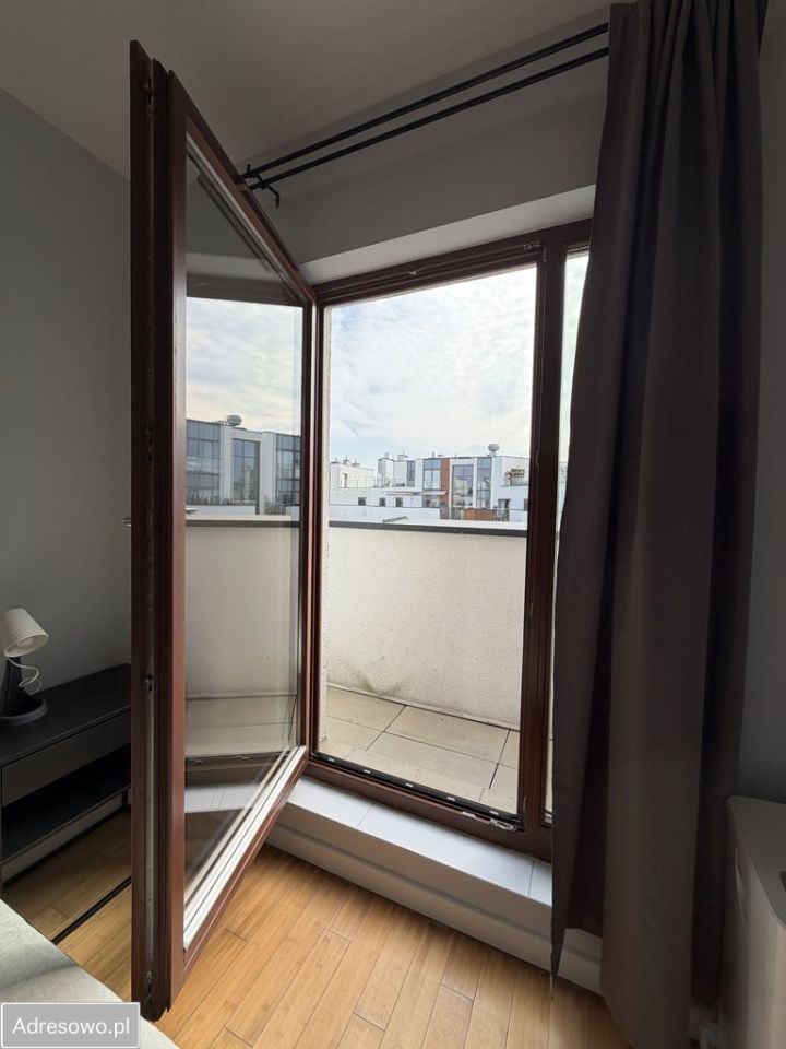 Mieszkanie 2-pokojowe Warszawa Wilanów, ul. Sarmacka. Zdjęcie 2