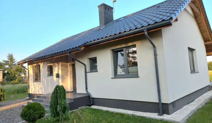 dom wolnostojący, 4 pokoje Zabrzeg