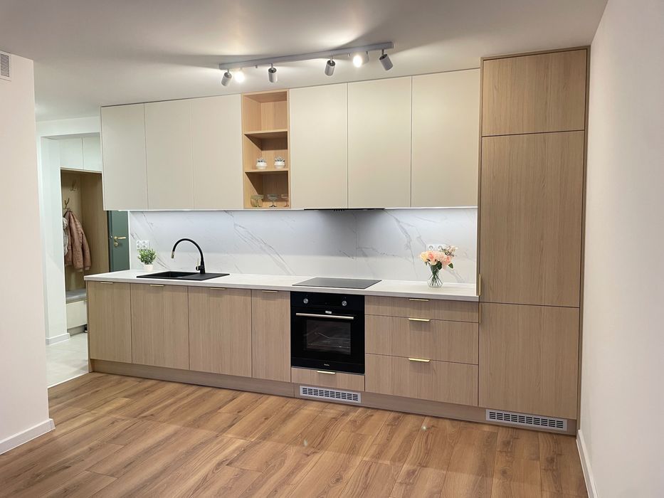 Mieszkanie 3-pokojowe Bielsko-Biała, ul. Morskie Oko. Zdjęcie 1