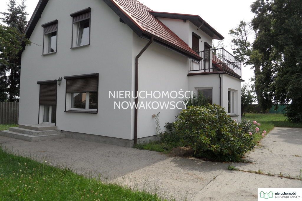 dom wolnostojący, 5 pokoi Nochowo, ul. Śremska