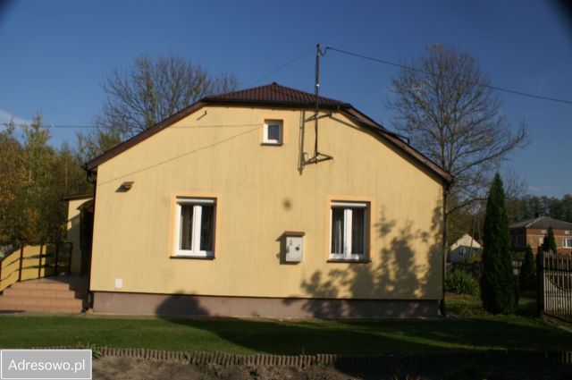 dom wolnostojący, 2 pokoje Wola Żulińska. Zdjęcie 1