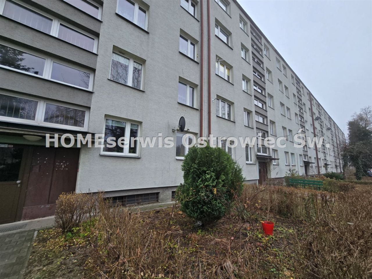 Mieszkanie 3-pokojowe Ostrowiec Świętokrzyski Centrum. Zdjęcie 12