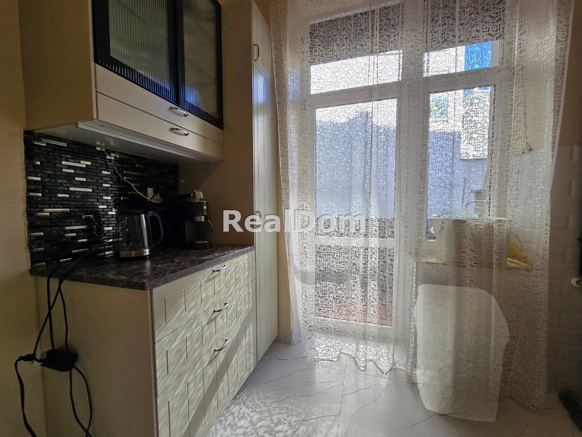 Mieszkanie 4-pokojowe Kraków Stare Miasto, ul. Szlak. Zdjęcie 16