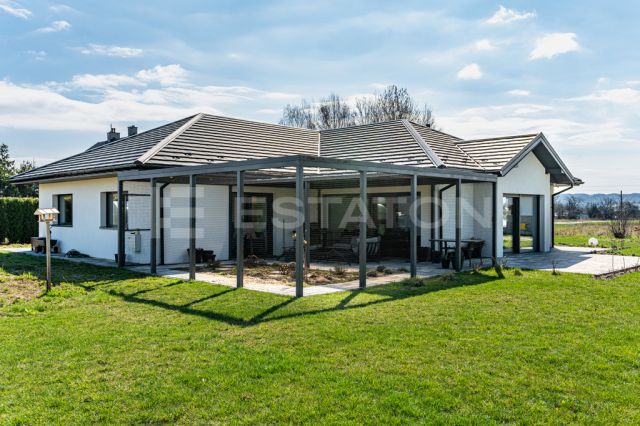 dom wolnostojący, 4 pokoje Trzciana. Zdjęcie 18