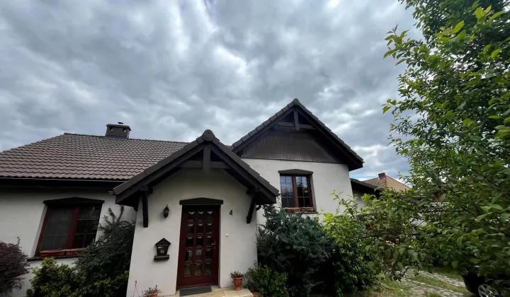 dom wolnostojący, 4 pokoje Mirosławiec, ul. Wąska