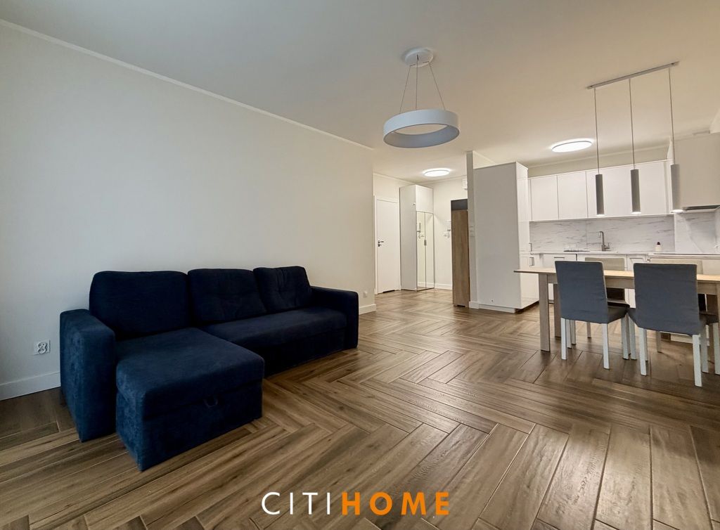 Mieszkanie 2-pokojowe Otwock Śródmieście, ul. Johna Lennona. Zdjęcie 2