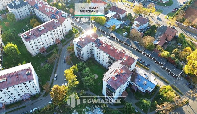 Mieszkanie 4-pokojowe Szczecinek, rondo Marszałka Józefa Piłsudskiego. Zdjęcie 2