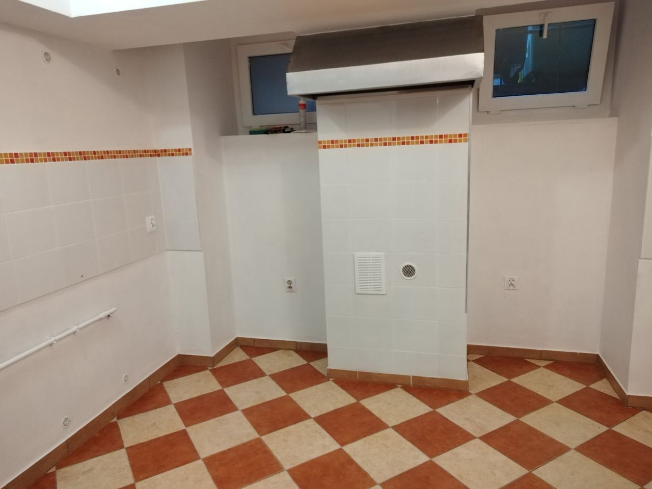 Lokal Szczecin Centrum, Bolesława Krzywoustego. Zdjęcie 7