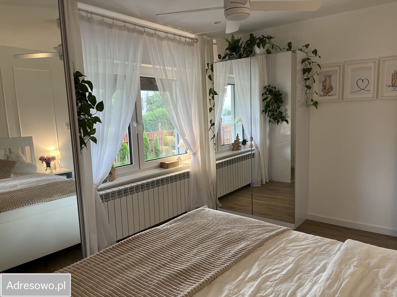 dom wolnostojący, 4 pokoje Bagno. Zdjęcie 12