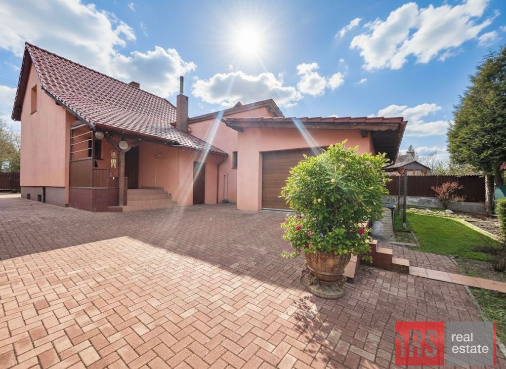 dom wolnostojący, 4 pokoje Bobrowice