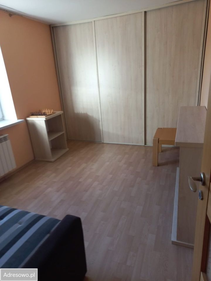 dom wolnostojący, 7 pokoi Radomsko. Zdjęcie 16