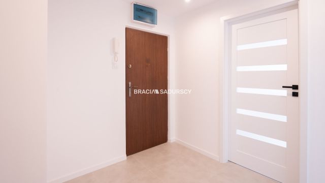 Mieszkanie 3-pokojowe Kraków Mistrzejowice, os. Tysiąclecia. Zdjęcie 15