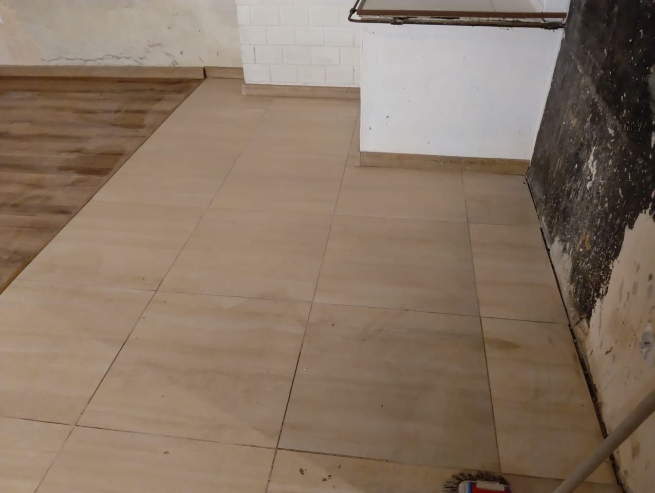 Mieszkanie 1-pokojowe Sobieszyn. Zdjęcie 4