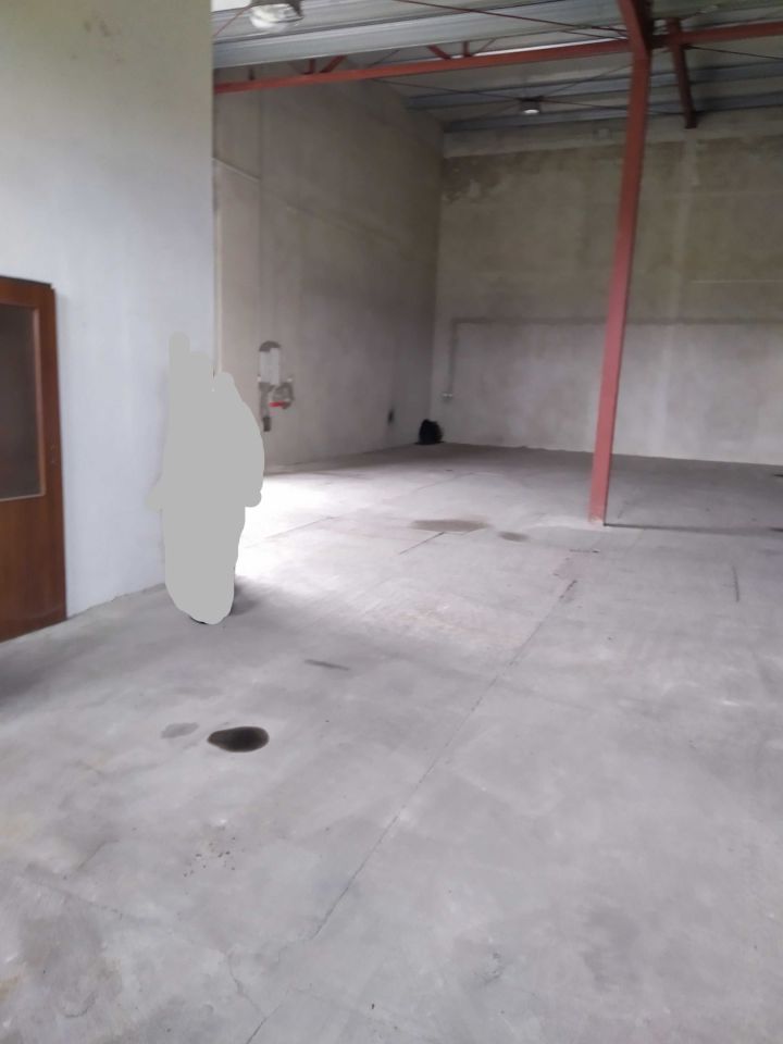 Hala/magazyn Niemce. Zdjęcie 5