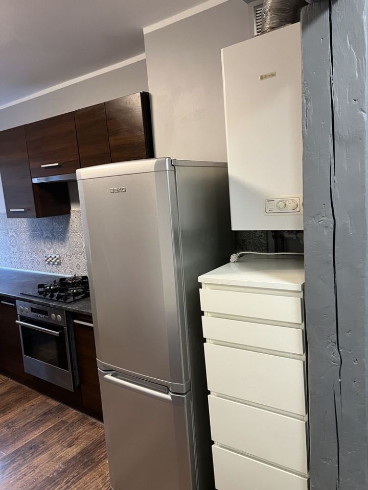 Mieszkanie 1-pokojowe Zabrze, ul. ks. Konstantego Damrota. Zdjęcie 3