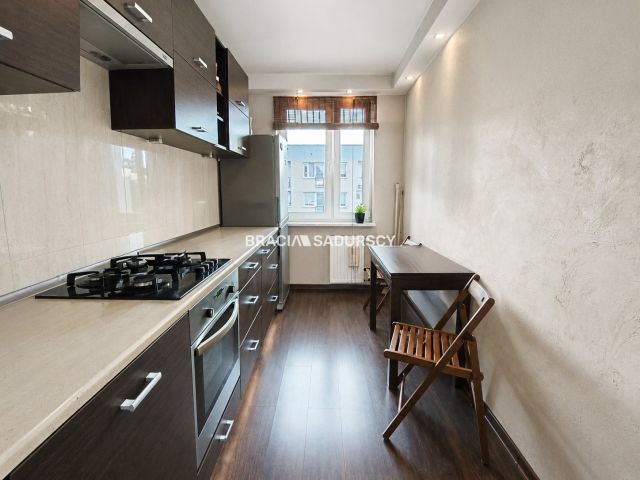 Mieszkanie 2-pokojowe Kraków Mistrzejowice, os. Tysiąclecia. Zdjęcie 4