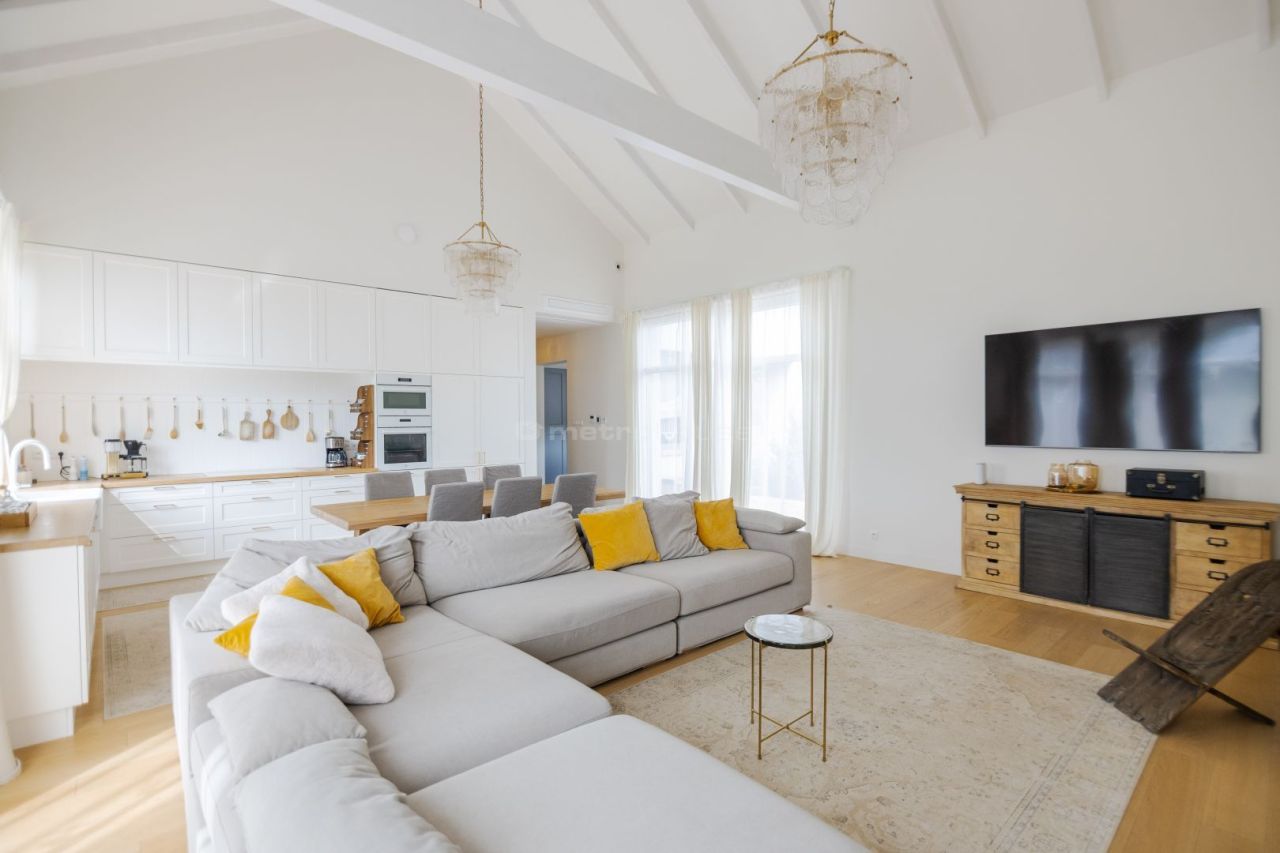 dom wolnostojący, 4 pokoje Jadwisin. Zdjęcie 8