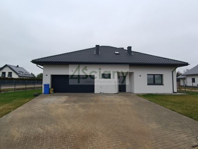 dom wolnostojący, 4 pokoje Rusiec. Zdjęcie 8