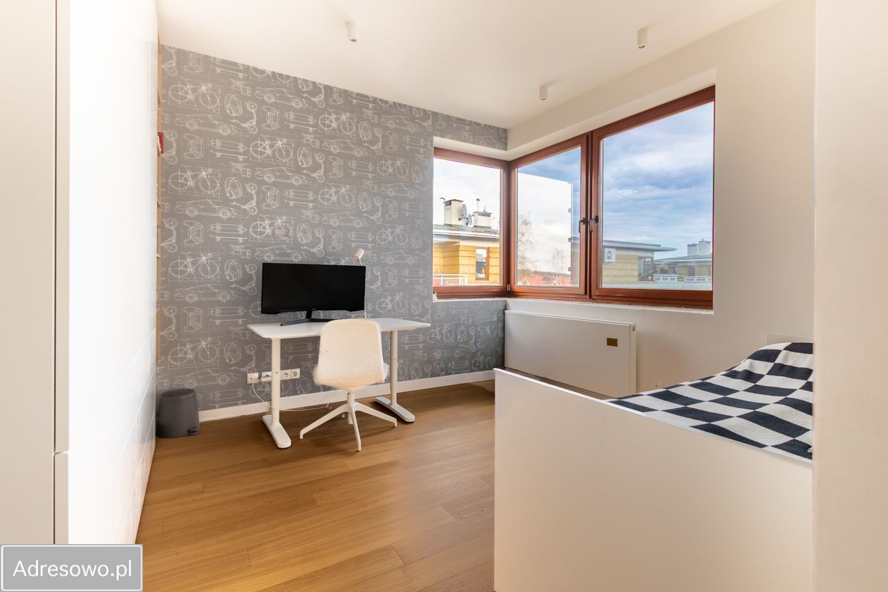 Mieszkanie 4-pokojowe Józefosław, ul. Magnolii. Zdjęcie 3