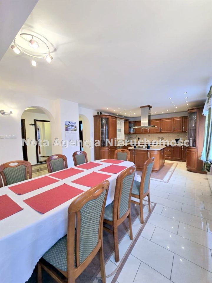 bliźniak, 6 pokoi Wałbrzych Piaskowa Góra. Zdjęcie 3