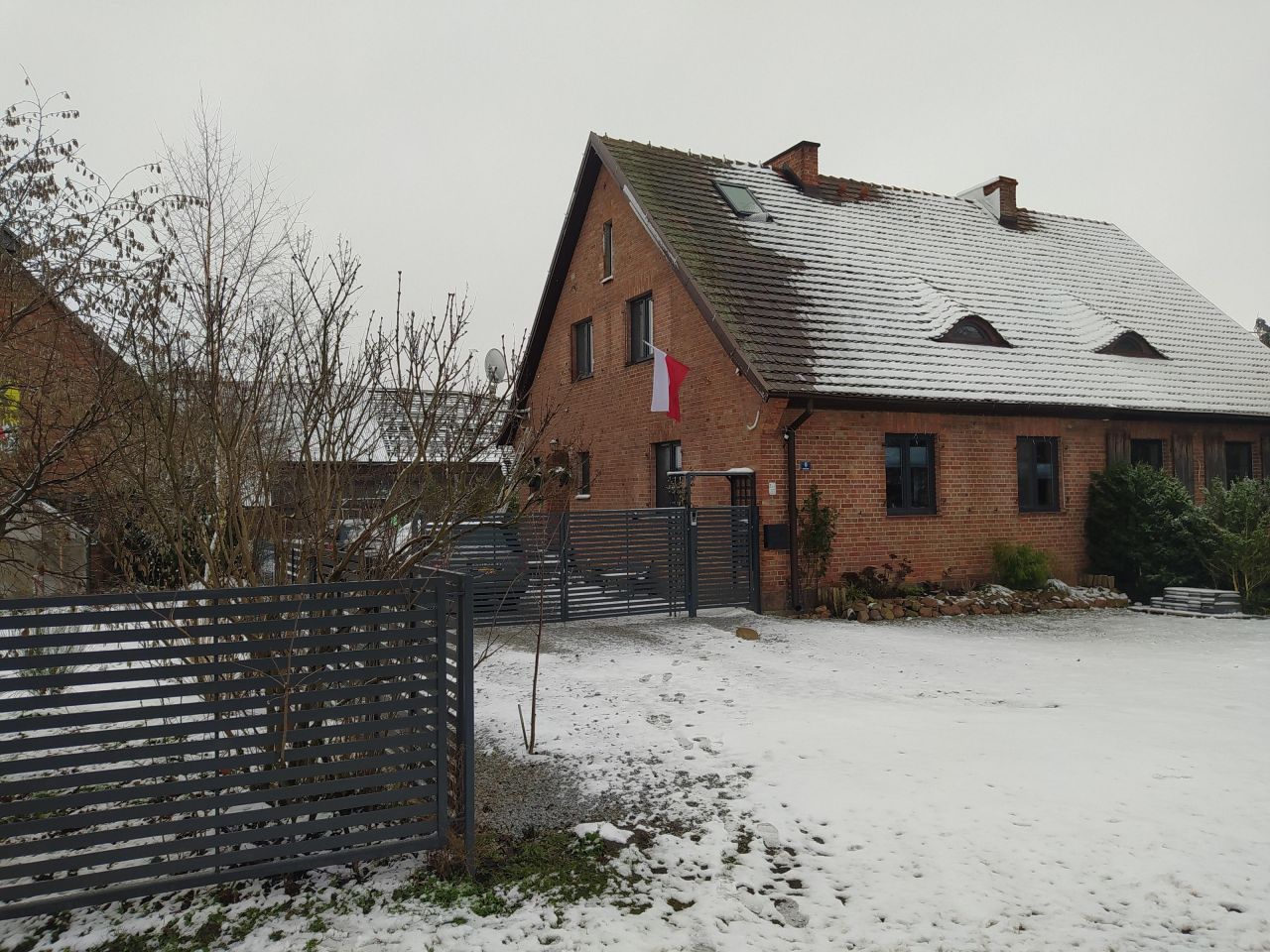 bliźniak, 3 pokoje Pamiętowo