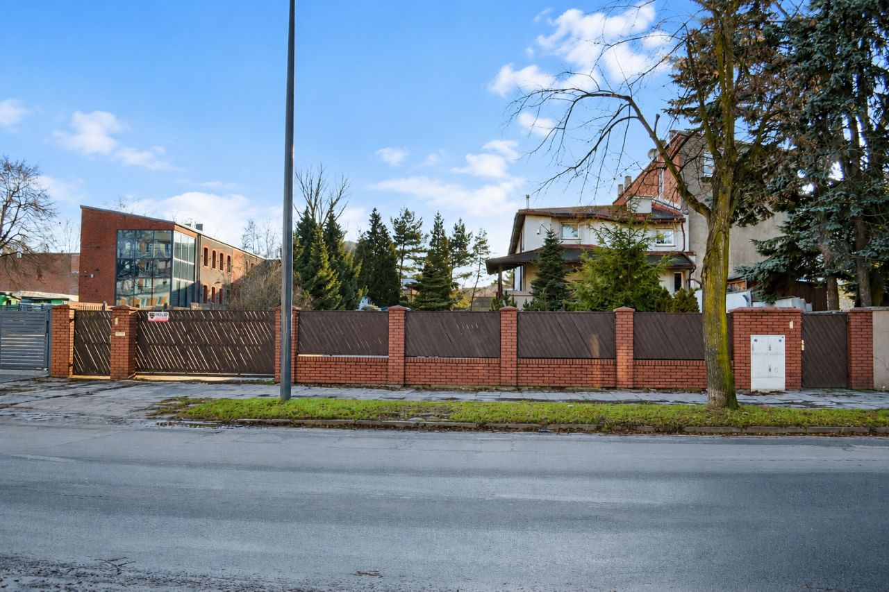dom wolnostojący, 7 pokoi Pabianice Bugaj, ul. ks. Piotra Skargi. Zdjęcie 8