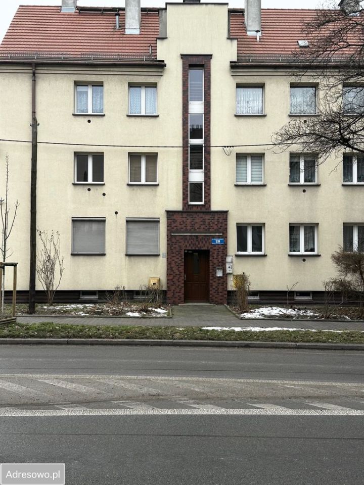 Mieszkanie 3-pokojowe Gliwice Szobiszowice, ul. Świętojańska. Zdjęcie 1