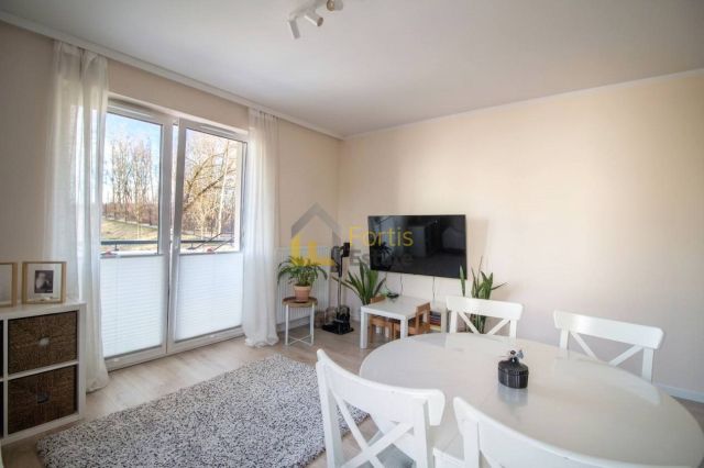 Mieszkanie 3-pokojowe Wieliczka, os. Karola Szymanowskiego. Zdjęcie 3