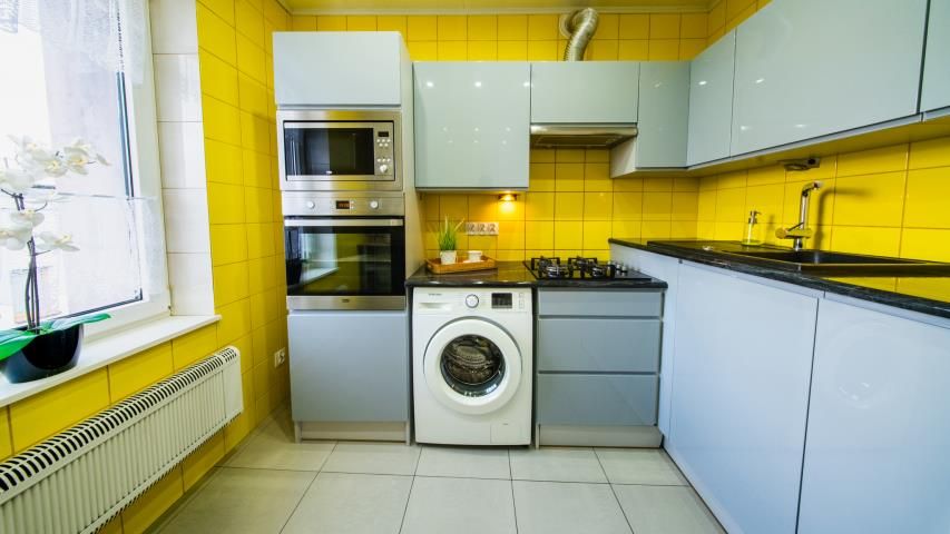 Mieszkanie 3-pokojowe Piekary Śląskie Szarlej, ul. Karola Miarki. Zdjęcie 1