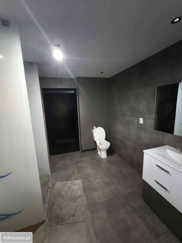 dom wolnostojący Kraków Tyniec, ul. Heligundy. Zdjęcie 2