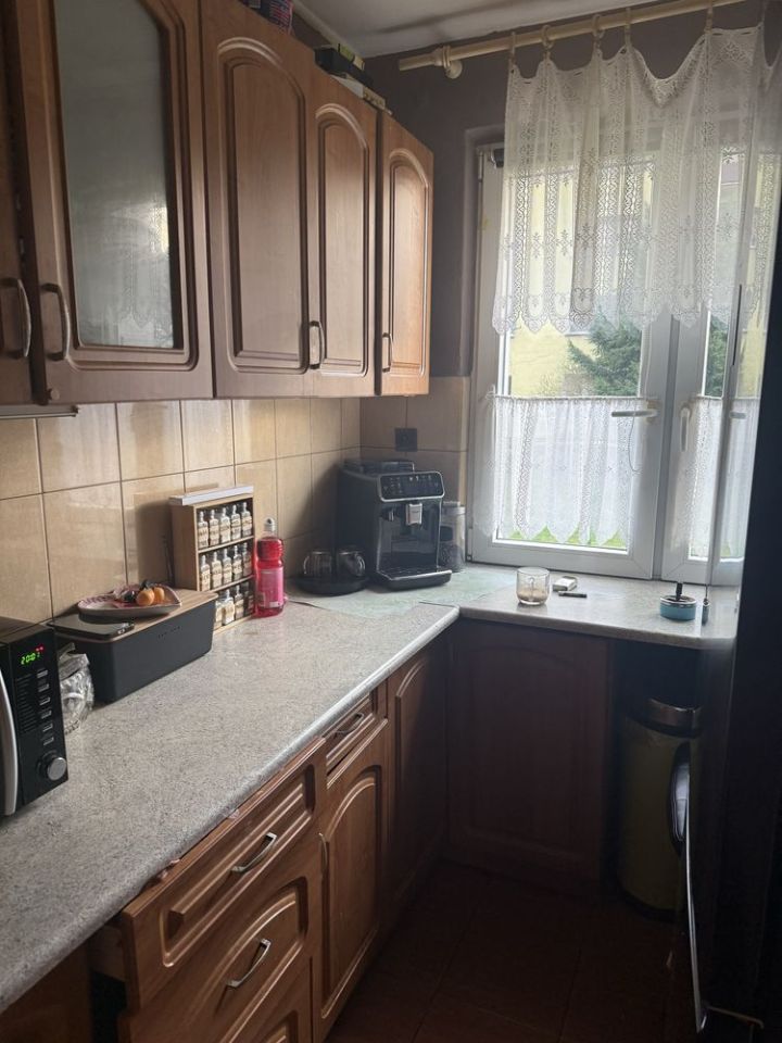 Mieszkanie 3-pokojowe Brzeg Dolny. Zdjęcie 3