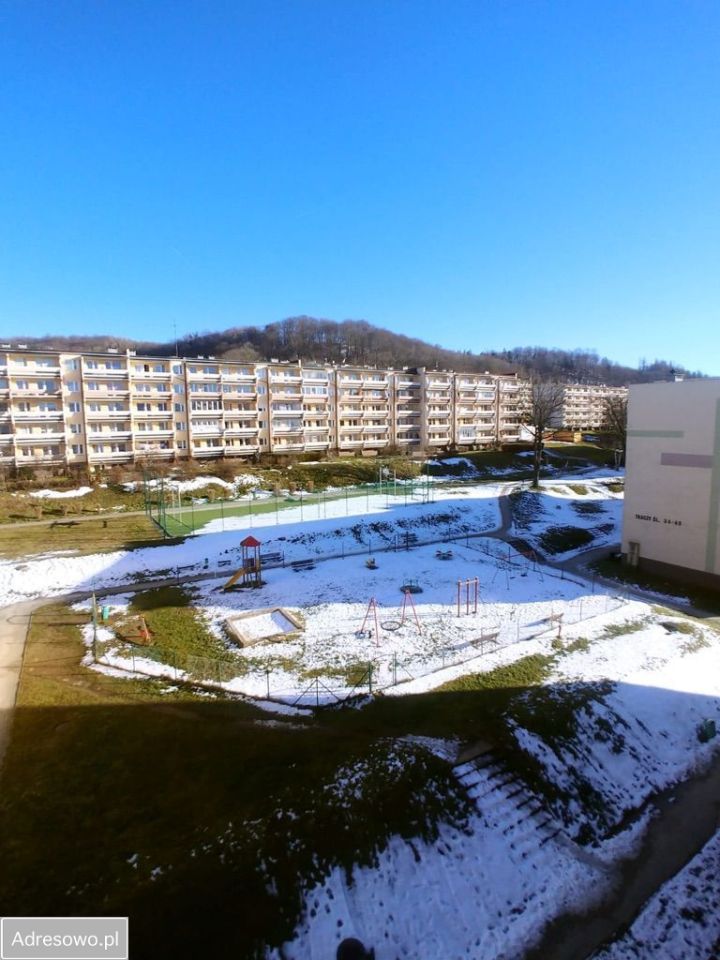 Mieszkanie 3-pokojowe Kamienna Góra. Zdjęcie 6