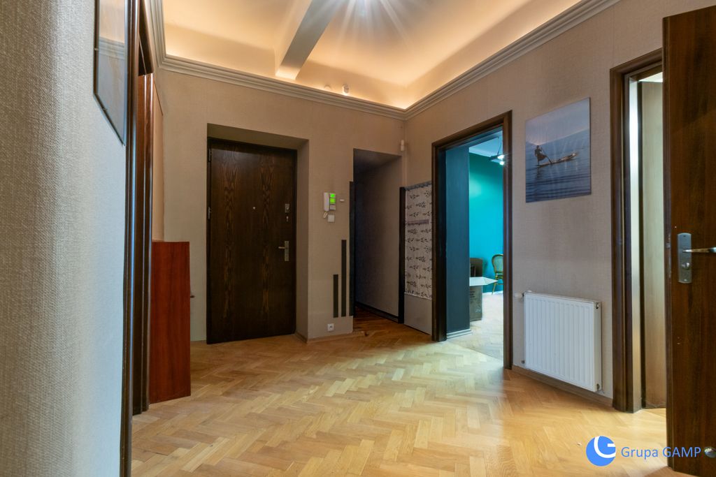 Biuro Kraków, ul. Długa. Zdjęcie 17