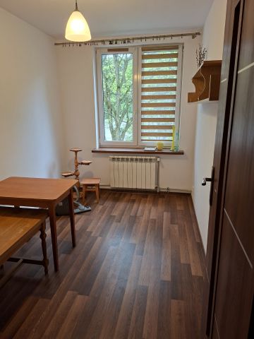 Mieszkanie 2-pokojowe Konstancin-Jeziorna Klarysew, ul. Adama Mickiewicza. Zdjęcie 1