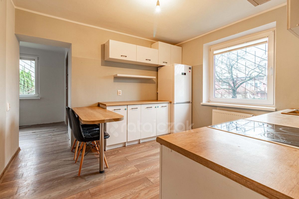 dom wolnostojący, 6 pokoi Rumia. Zdjęcie 2