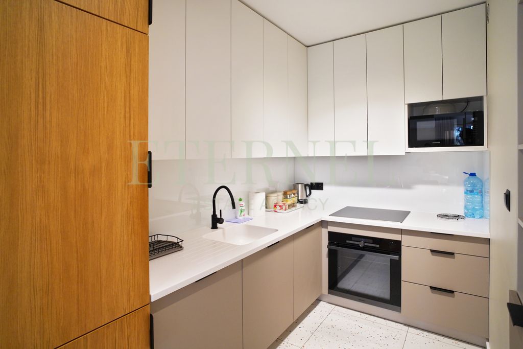 Mieszkanie 2-pokojowe Kraków, ul. Rydlówka. Zdjęcie 3