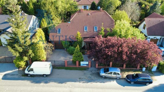 dom wolnostojący, 5 pokoi Brzozówka, ul. Modrzewiowa. Zdjęcie 3