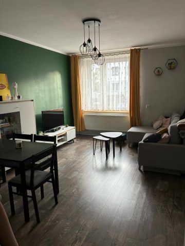 Mieszkanie 3-pokojowe Brzeszcze, ul. Dworcowa. Zdjęcie 1